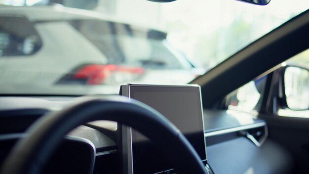 Nowoczesne akcesoria motoryzacyjne, które poprawią komfort podróży