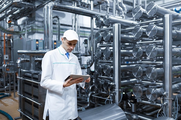Jak optymalizacja procesów produkcyjnych wpływa na rentowność przemysłu spożywczego?